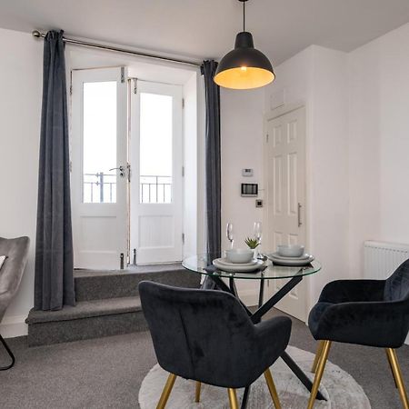 The Croston Balcony Apartment- Morecambe Central Promenade, Beach Front And Sea Views Buitenkant foto