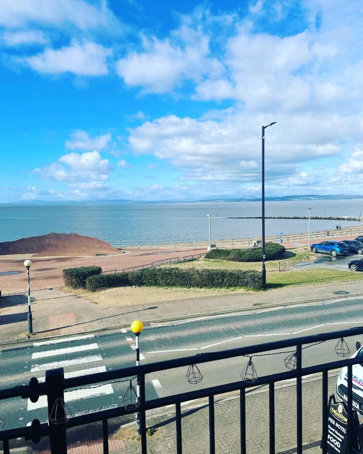 The Croston Balcony Apartment- Morecambe Central Promenade, Beach Front And Sea Views Buitenkant foto