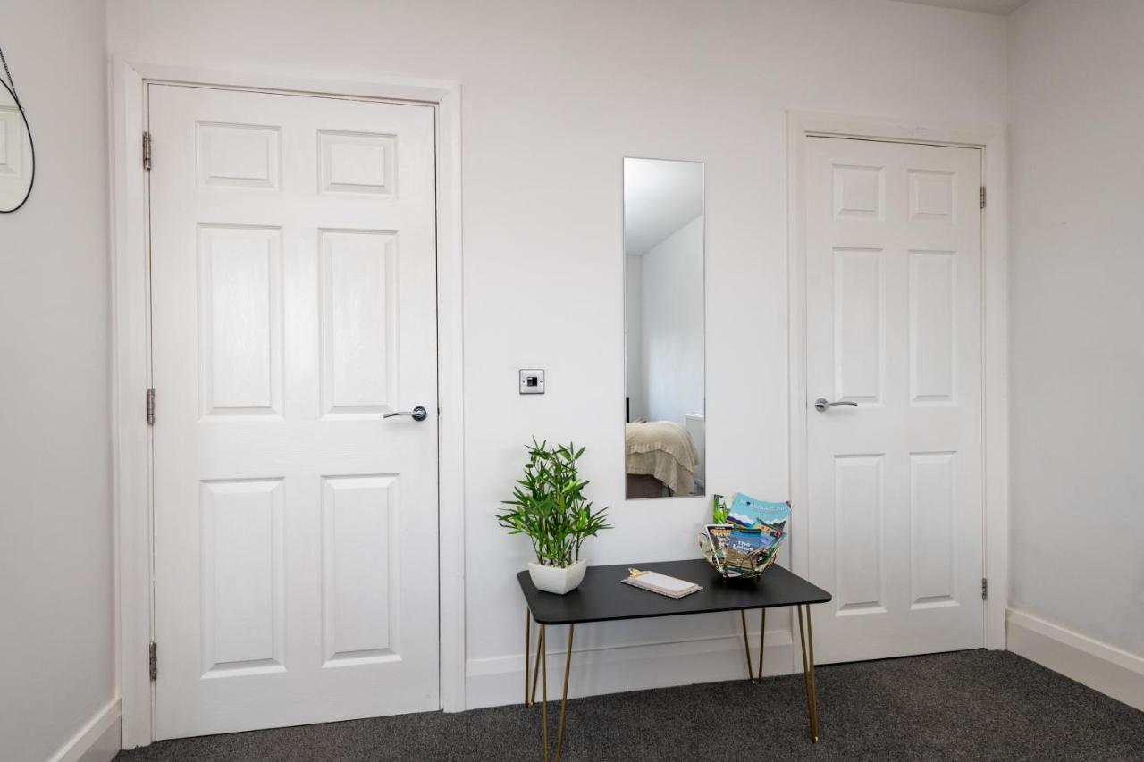 The Croston Balcony Apartment- Morecambe Central Promenade, Beach Front And Sea Views Buitenkant foto