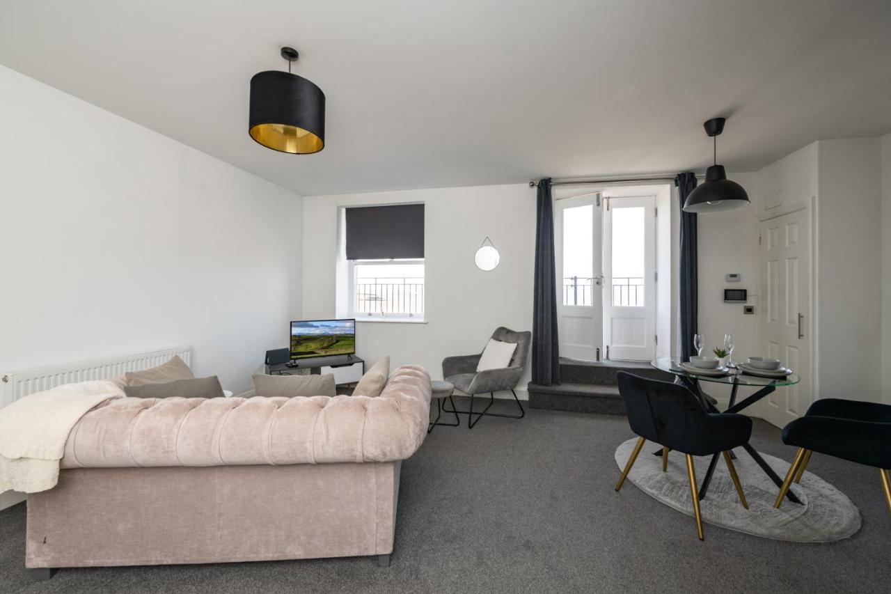The Croston Balcony Apartment- Morecambe Central Promenade, Beach Front And Sea Views Buitenkant foto